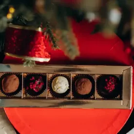 Подарочный набор шоколадных трюфелей, 5 шт.